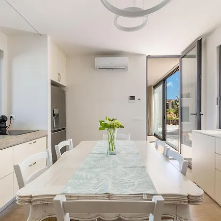 Libe By Perle Di Puglia * Specchiolla